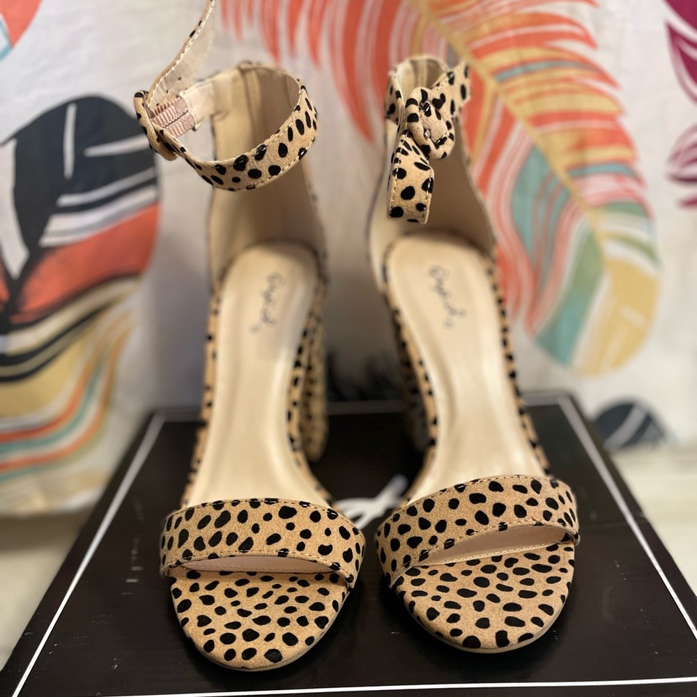 Leopard print ankle strap heel